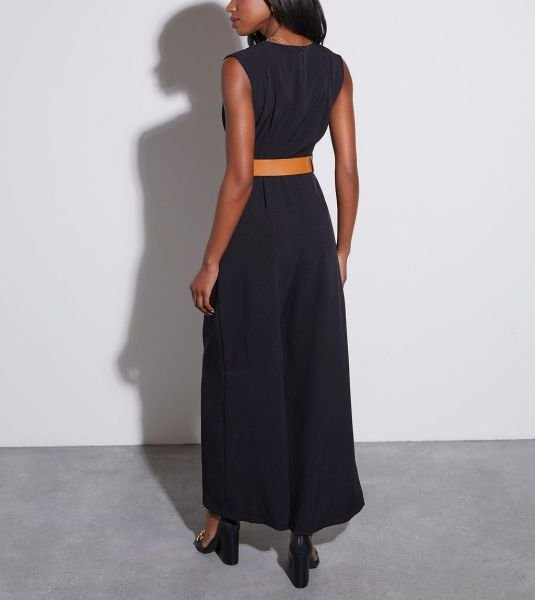 BLACK JUMPSUIT