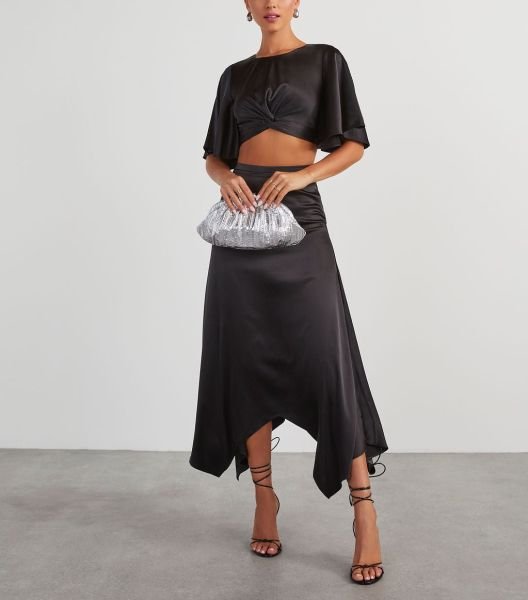 BLACK SKIRT