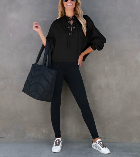 BLACK SWEATSHIRT
