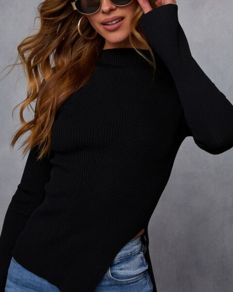 BLACK BLOUSE