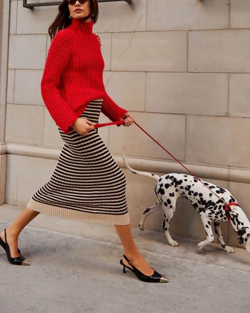 BEIGE-BLACK-STRIPED SKIRT