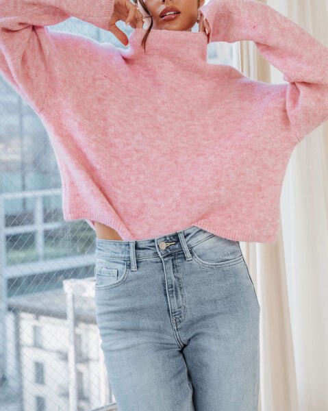 PINK SWEATER