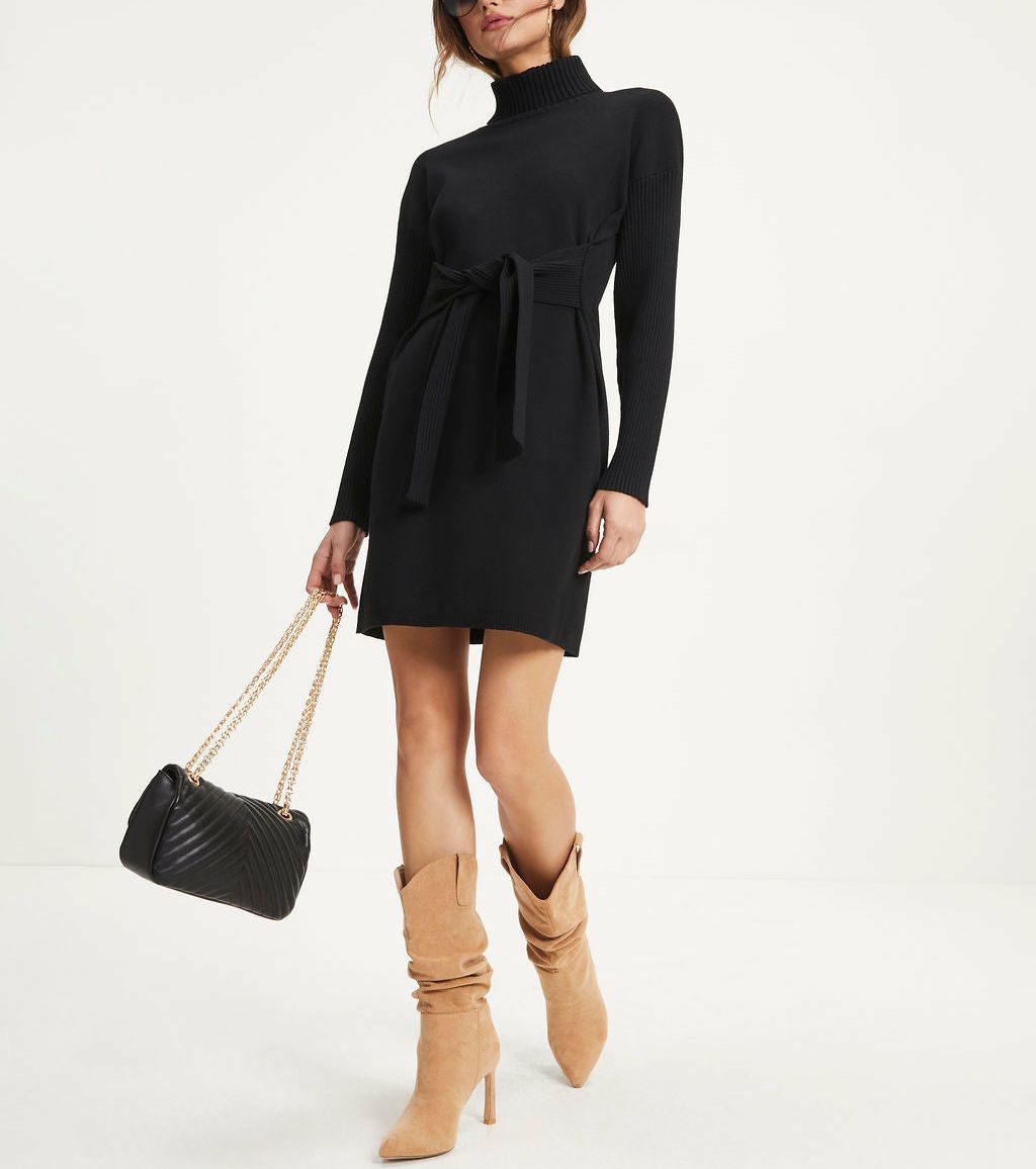 BLACK DRESS