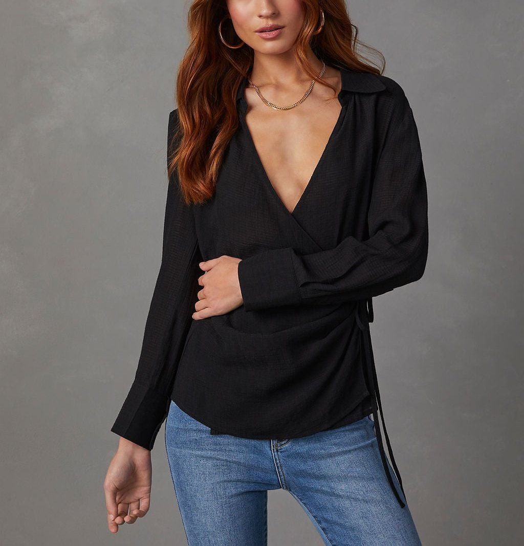 BLACK BLOUSE