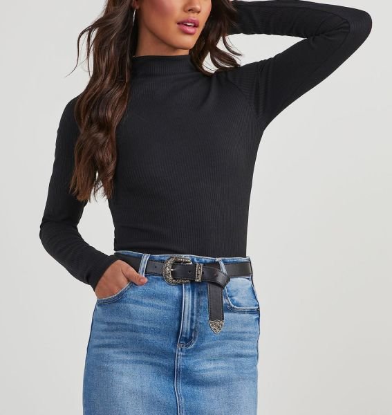 BLACK BLOUSE