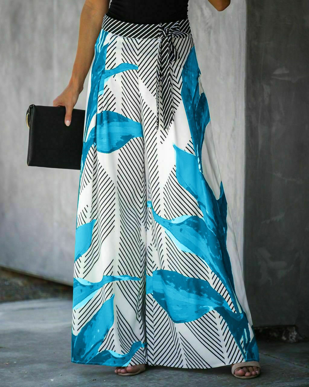 ECRU-BLUE-FLORAL PANTS L - ECRU-BLUE-FLORAL