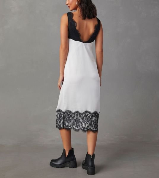 WHITE-BLACK DRESS