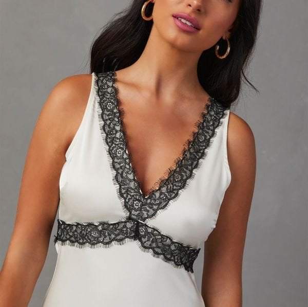 WHITE-BLACK DRESS