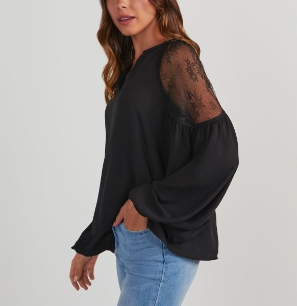 BLACK BLOUSE