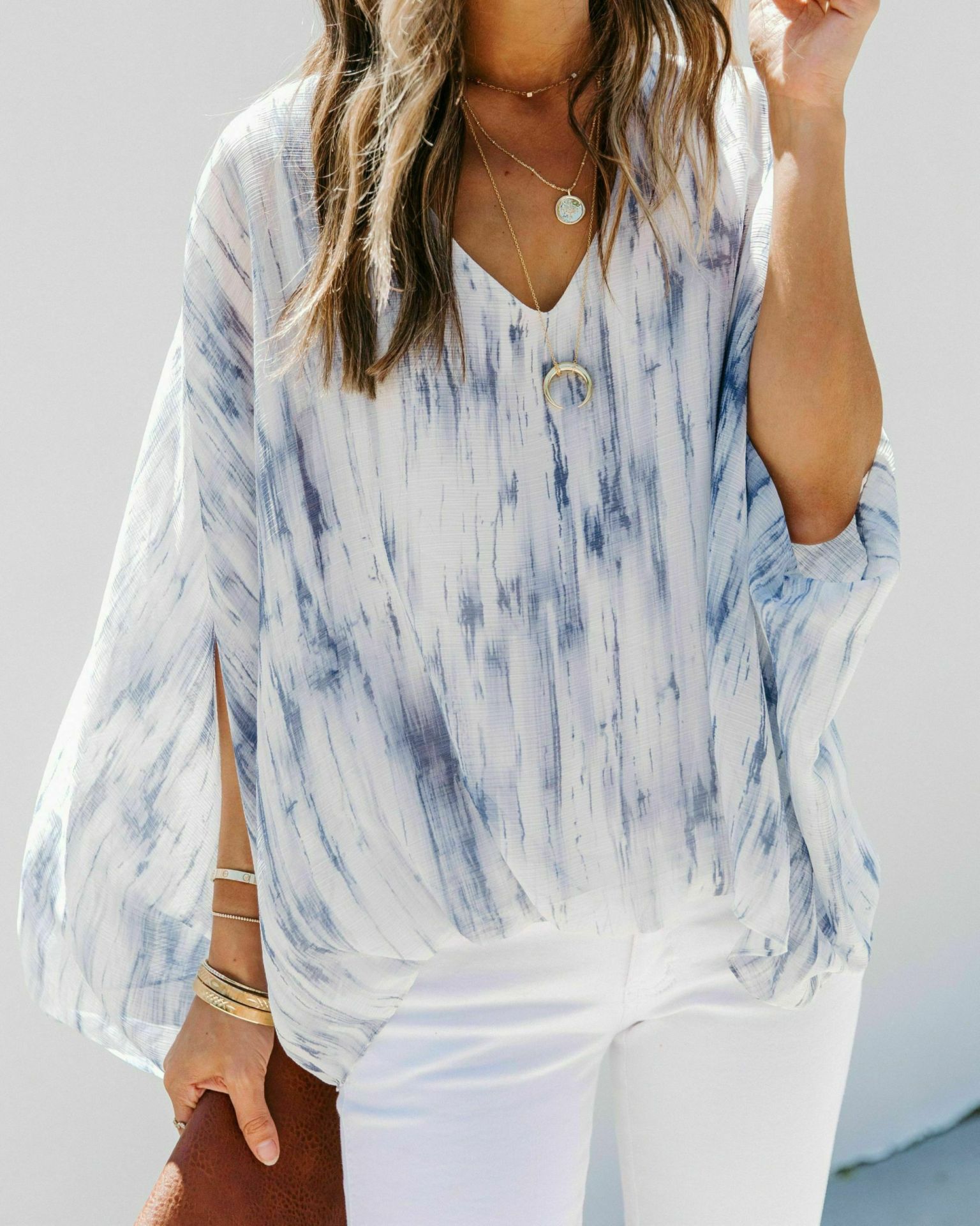 ECRU-BLUE-BATIK BLOUSE