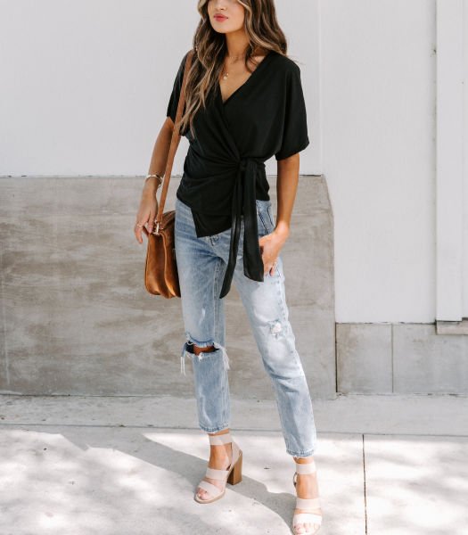 BLACK BLOUSE