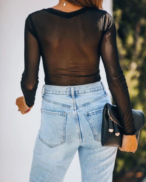 BLACK BLOUSE
