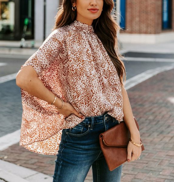 BROWN-ECRU-PRINTED BLOUSE