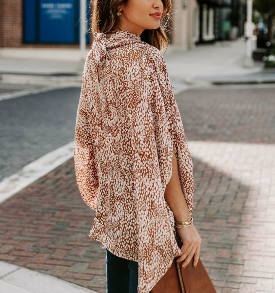 BROWN-ECRU-PRINTED BLOUSE