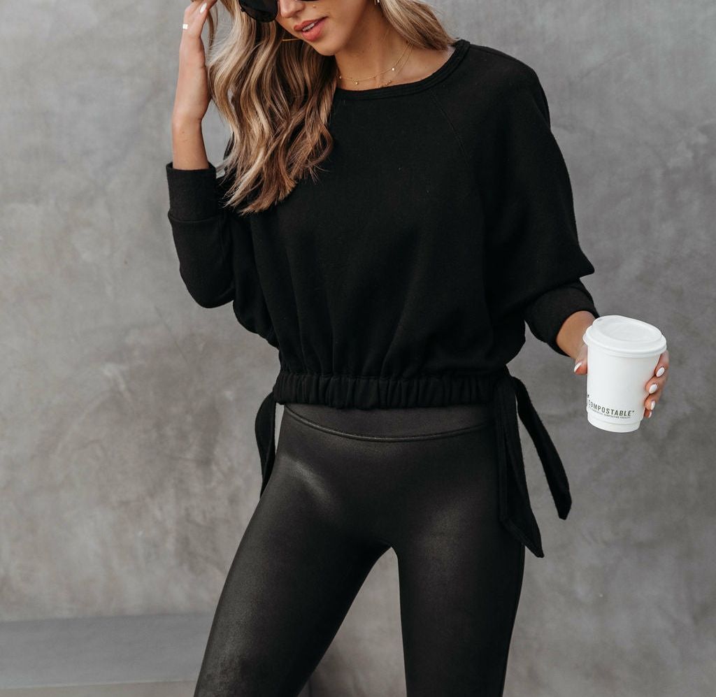 BLACK SWEATSHIRT