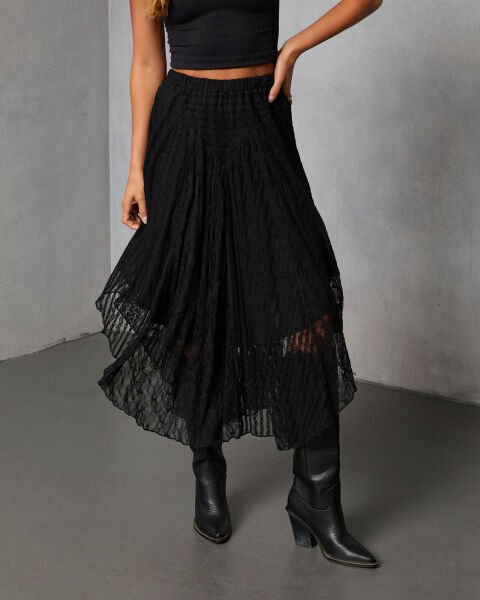 BLACK SKIRT