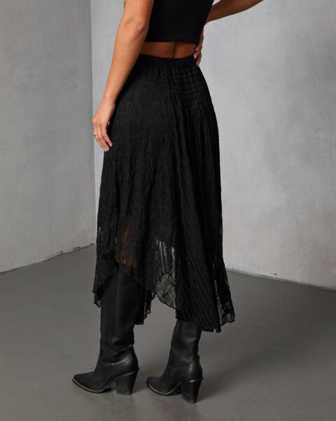BLACK SKIRT
