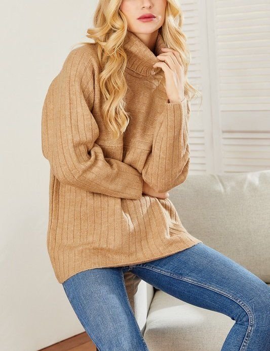 BEIGE SWEATER