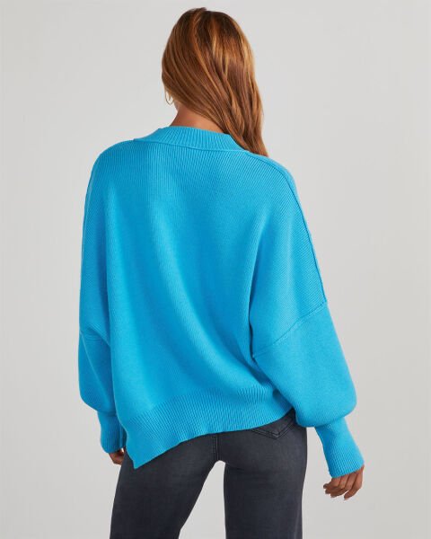 NEON-BLUE SWEATERS