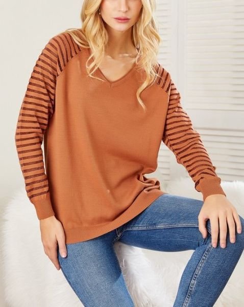 CINNAMON SWEATER