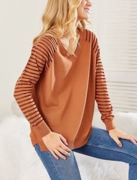 CINNAMON SWEATER