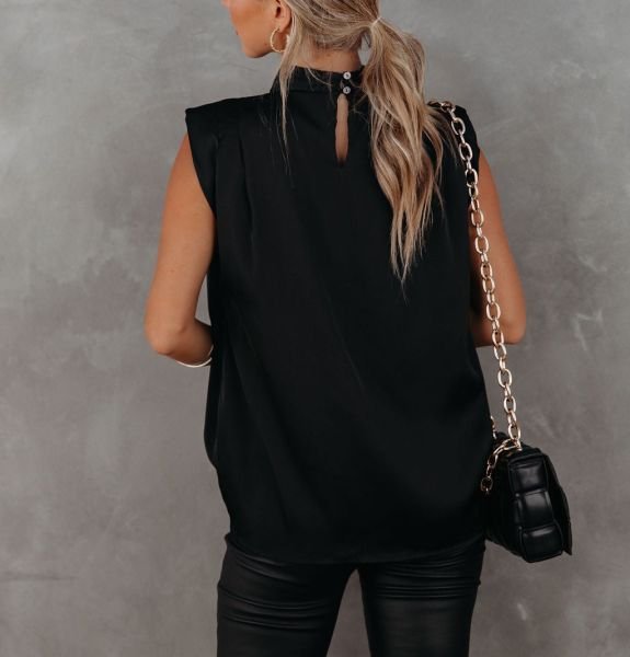 BLACK BLOUSE