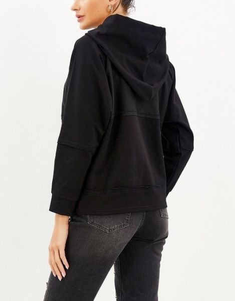 BLACK BLOUSE
