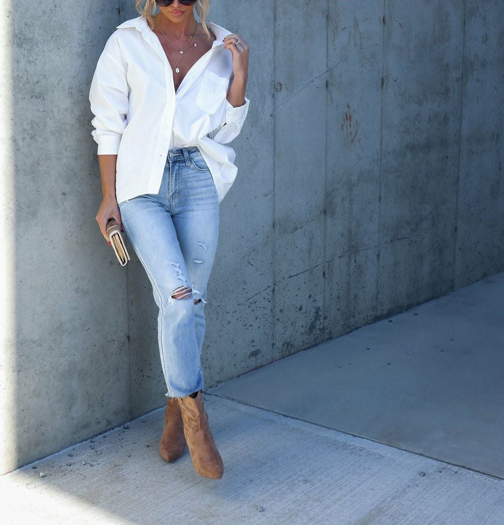 WHITE SHIRT