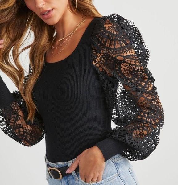 BLACK BLOUSE