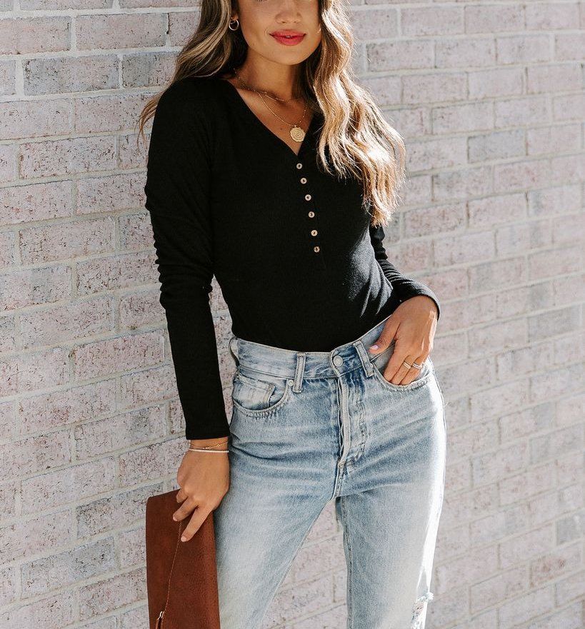 BLACK BLOUSE
