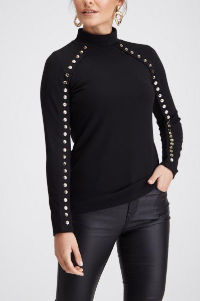 BLACK BLOUSE