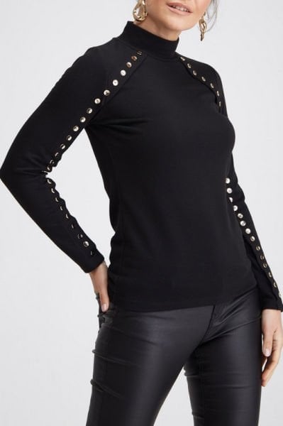 BLACK BLOUSE