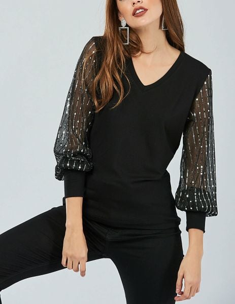 BLACK BLOUSE