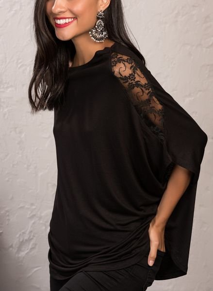 BLACK BLOUSE