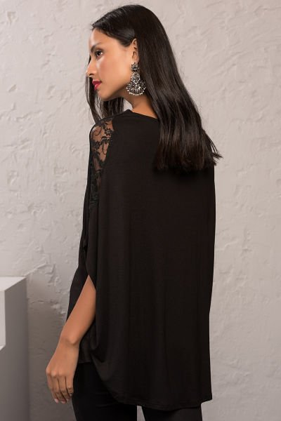 BLACK BLOUSE