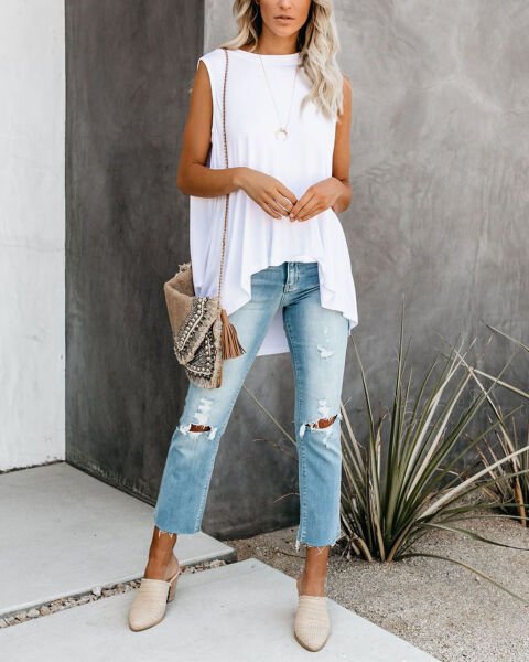 WHITE BLOUSE