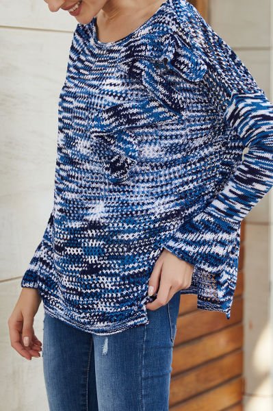 NAVY SWEATER