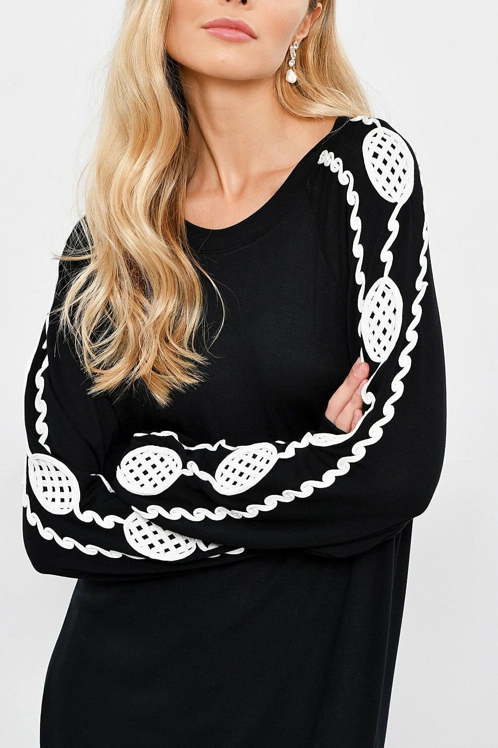 BLACK-ECRU BLOUSE