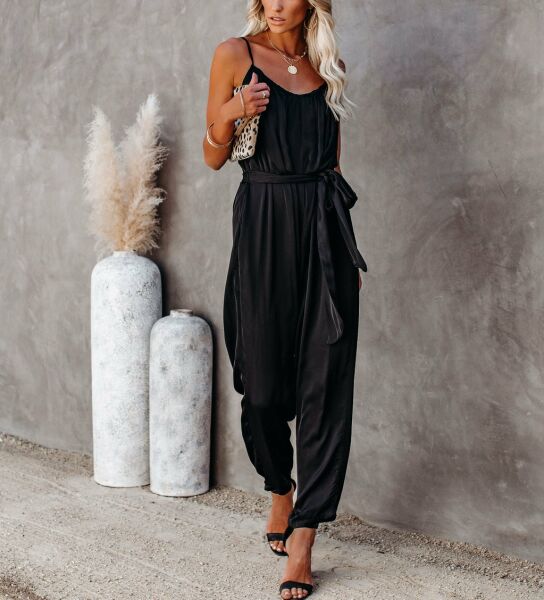 BLACK JUMPSUIT