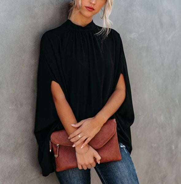 BLACK BLOUSE