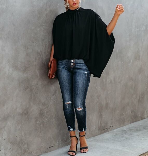 BLACK BLOUSE