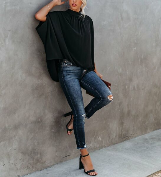 BLACK BLOUSE