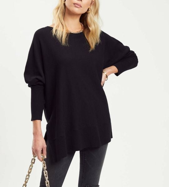 BLACK BLOUSE