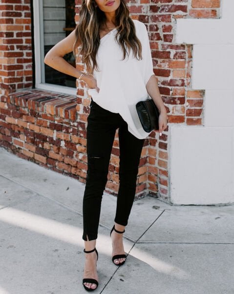 WHITE BLOUSE