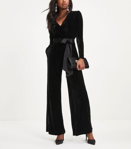 BLACK JUMPSUIT