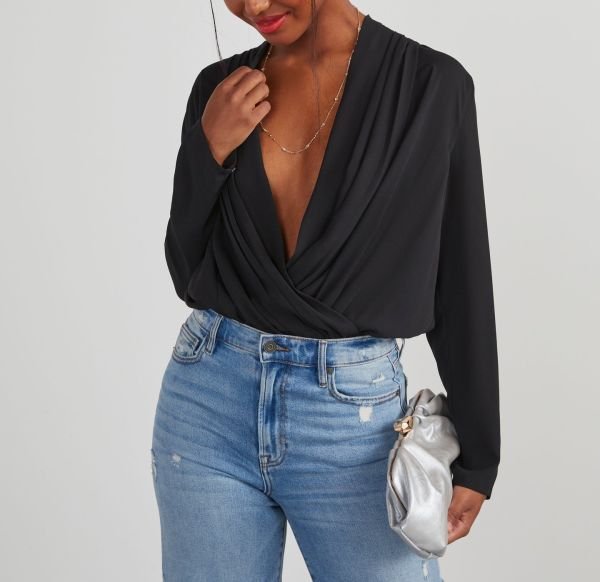 BLACK BLOUSE
