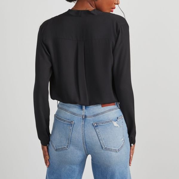 BLACK BLOUSE