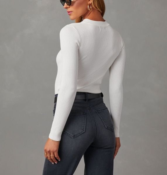 WHITE BLOUSE