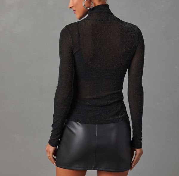BLACK BLOUSE
