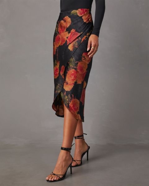 BLACK-TILE-PRINTED SKIRT